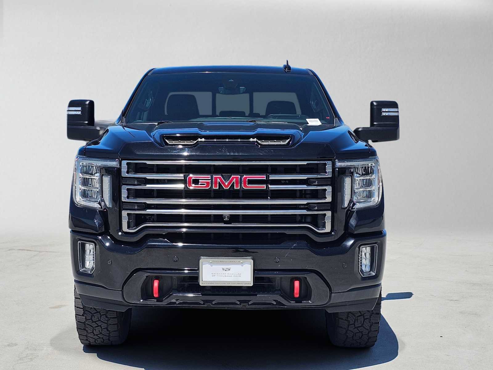 Used 2020 GMC Sierra 2500 AT4 w/ AT4 Premium Package AWD/4WD image 8