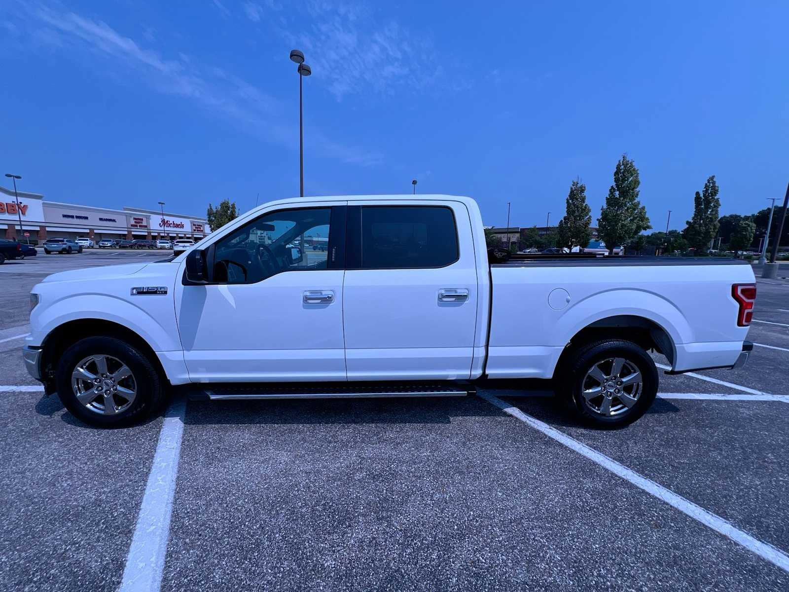 Used 2020 Ford F150 XLT w/ Equipment Group 301A Mid RWD image 5