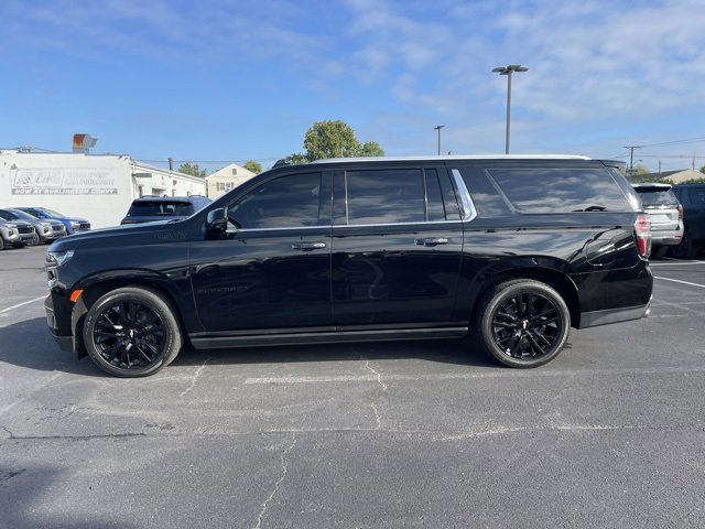 Used 2021 Chevrolet Suburban High Country image 4