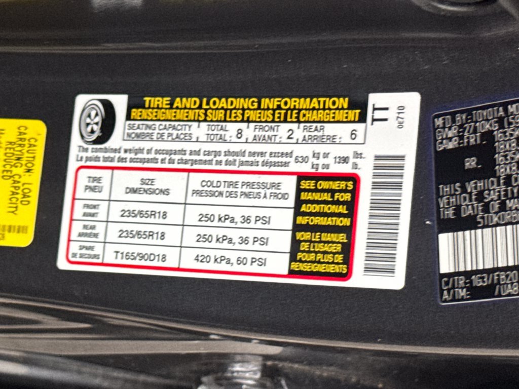 Used 2025 Toyota Highlander LE AWD/4WD image 50