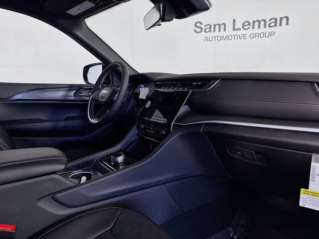 New 2025 Jeep Grand Cherokee L Altitude image 31
