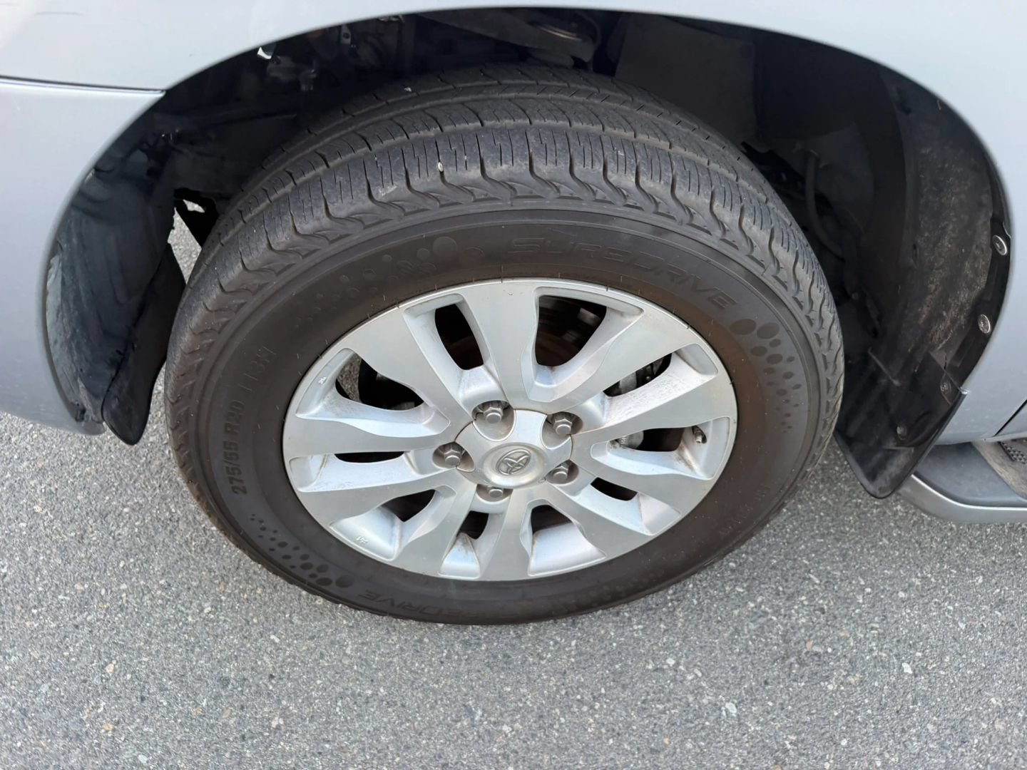 Used 2016 Toyota Sequoia Platinum AWD/4WD image 42