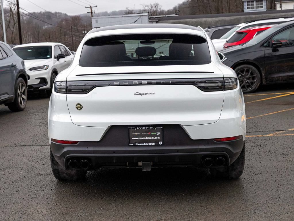 Used 2023 Porsche Cayenne Platinum Edition AWD/4WD image 5