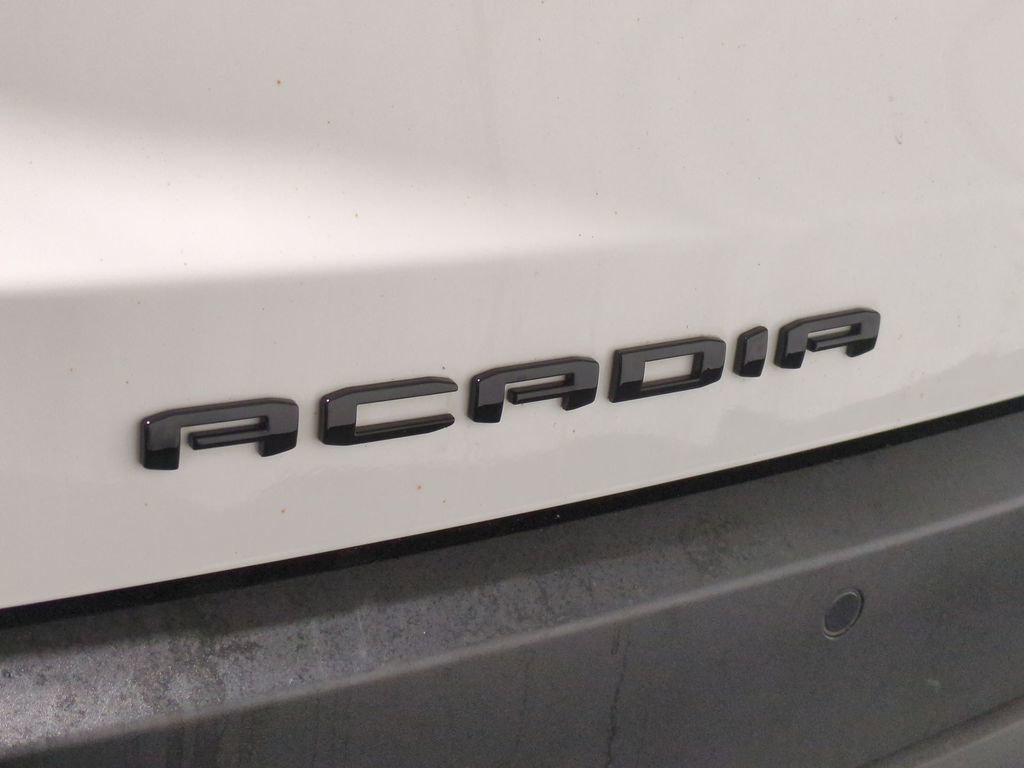 Used 2023 GMC Acadia SLE w/ Driver Convenience Package image 13
