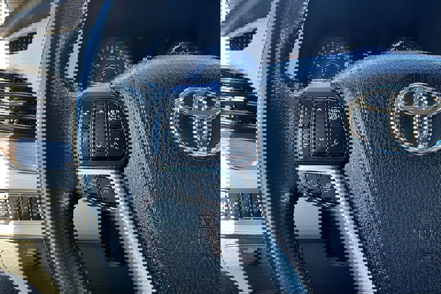 Used 2016 Toyota Sienna XLE Premium image 20