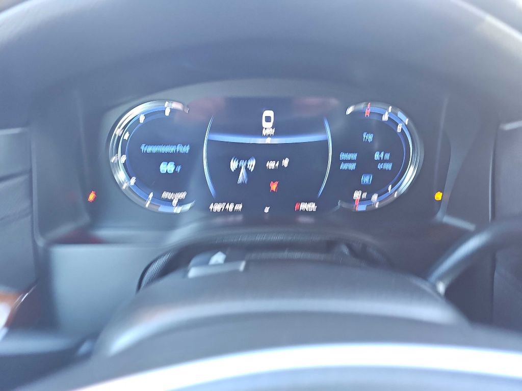 Used 2017 Cadillac Escalade ESV Luxury image 34