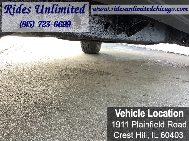 Used 2001 Chevrolet Tahoe LS w/ LS Preferred Equipment Group AWD/4WD image 19