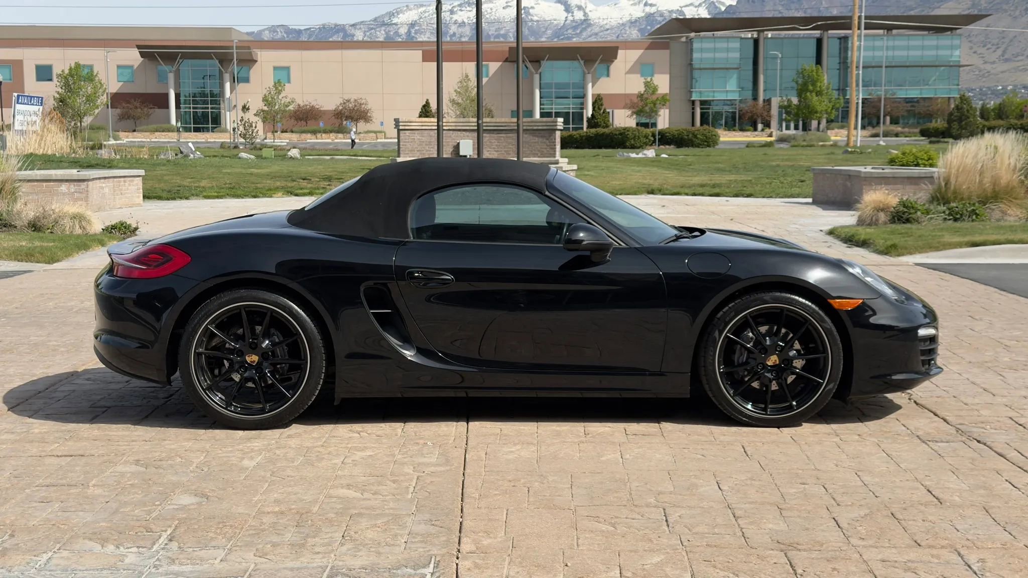 Used 2015 Porsche Boxster image 10