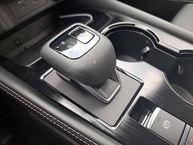 Used 2025 Nissan Rogue Platinum FWD image 18