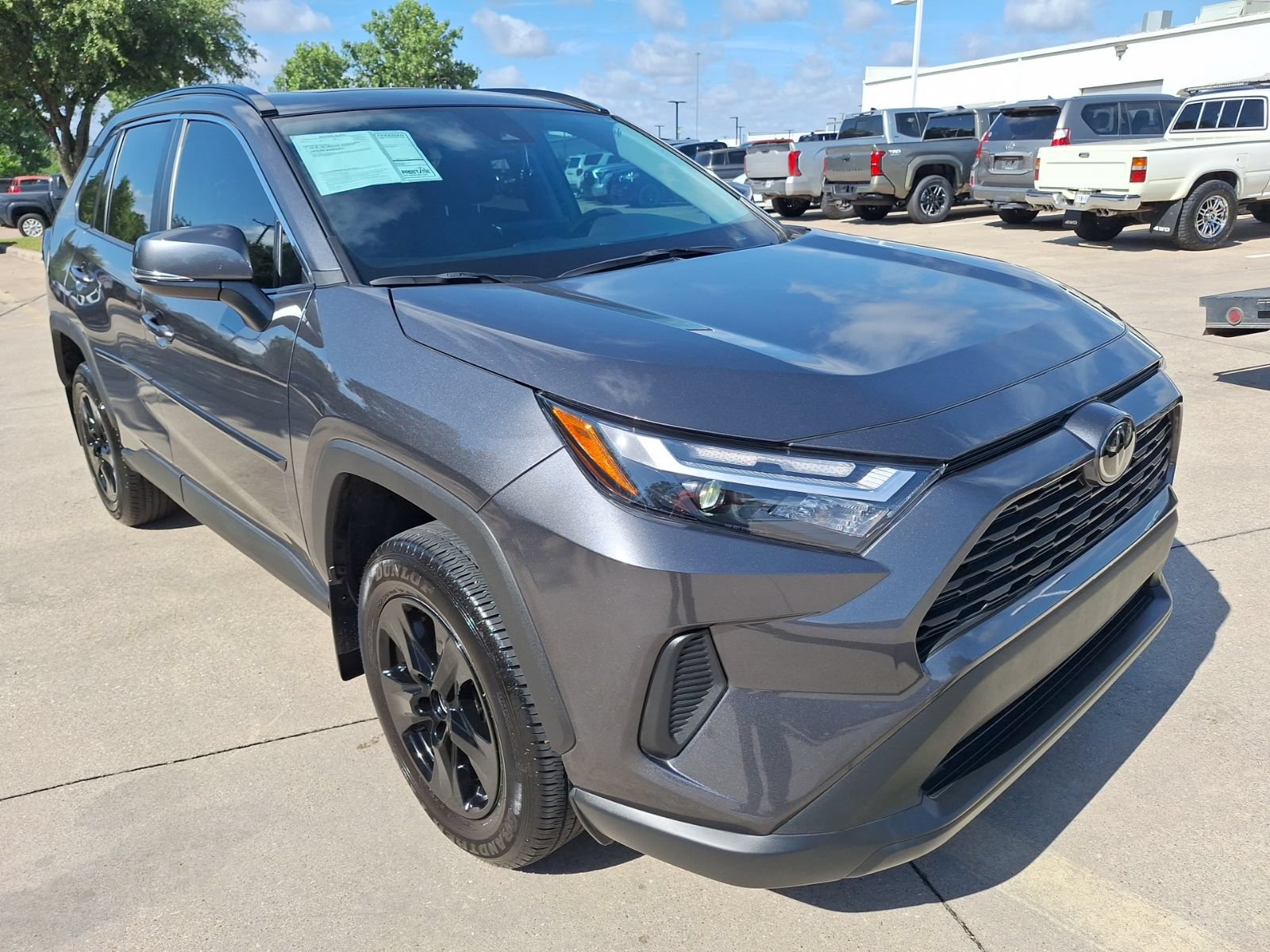 Used 2024 Toyota RAV4 XLE w/ Convenience Package FWD image 8