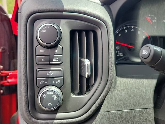 Certified 2023 Chevrolet Silverado 1500 Custom AWD/4WD image 25