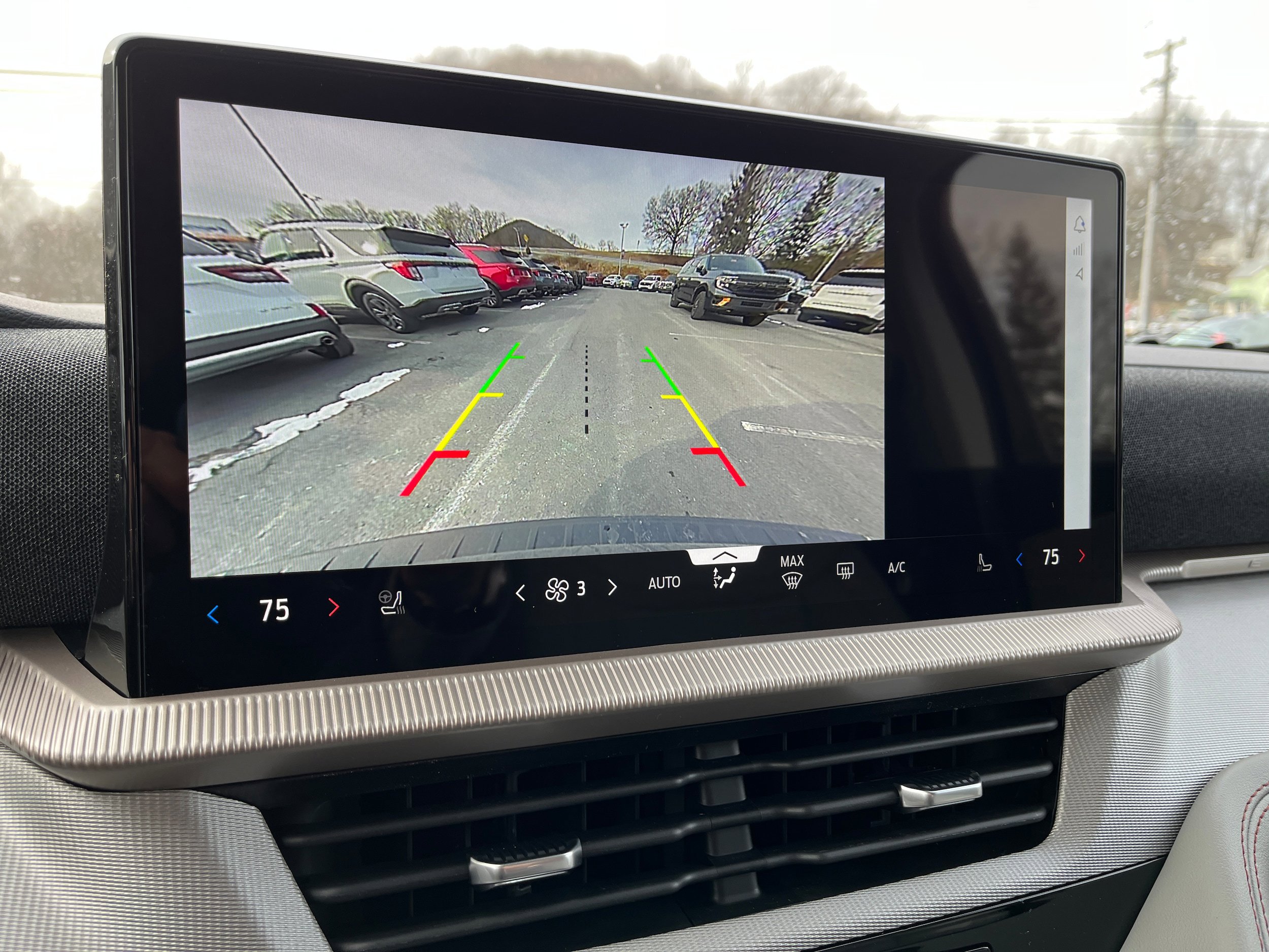 New 2026 Ford Explorer Active w/ Active Comfort Package image 19