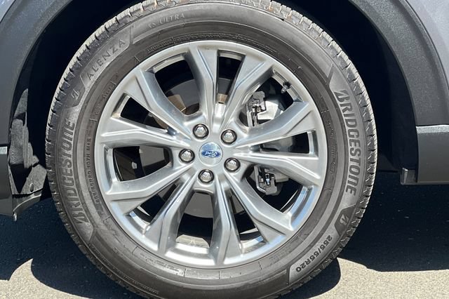 Used 2022 Ford Explorer XLT w/ Equipment Group 202A AWD/4WD image 34