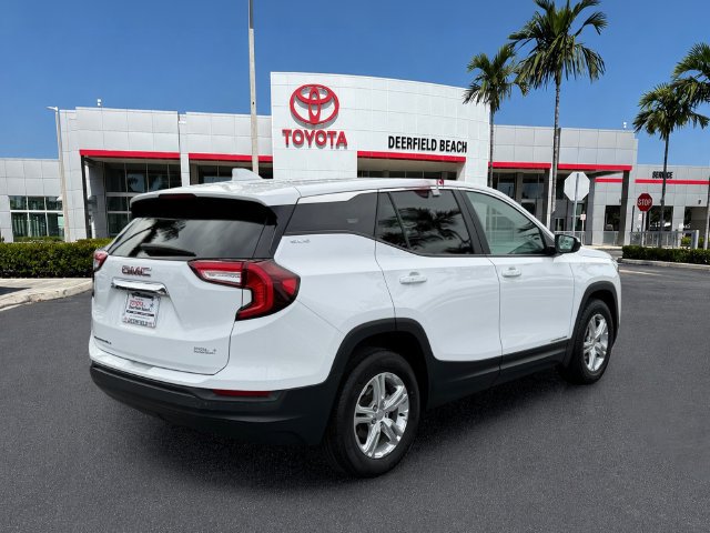 Used 2024 GMC Terrain SLE FWD image 7