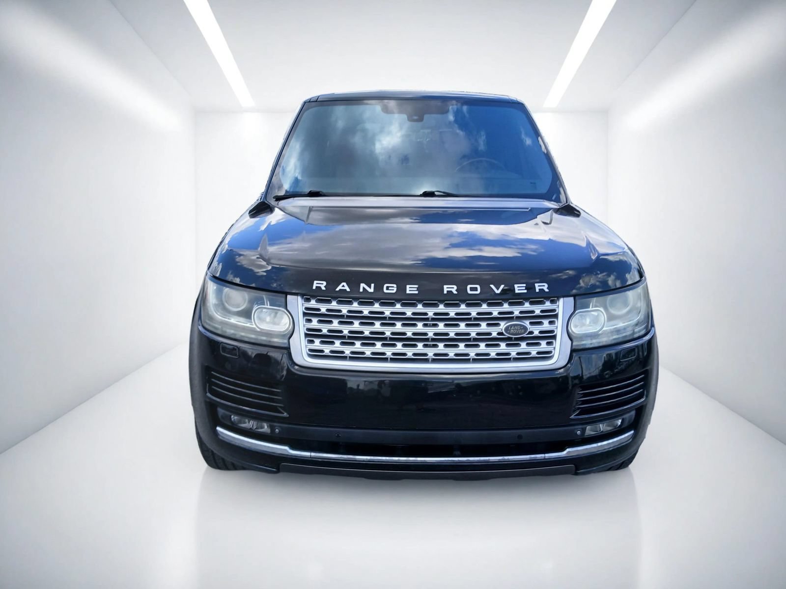 Used 2014 Land Rover Range Rover HSE AWD/4WD image 3