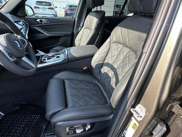 New 2026 BMW X5 xDrive40i w/ M Sport Package AWD/4WD image 14
