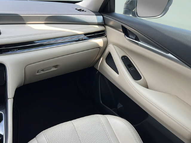 Used 2022 INFINITI QX60 Luxe w/ Cargo Package FWD image 13