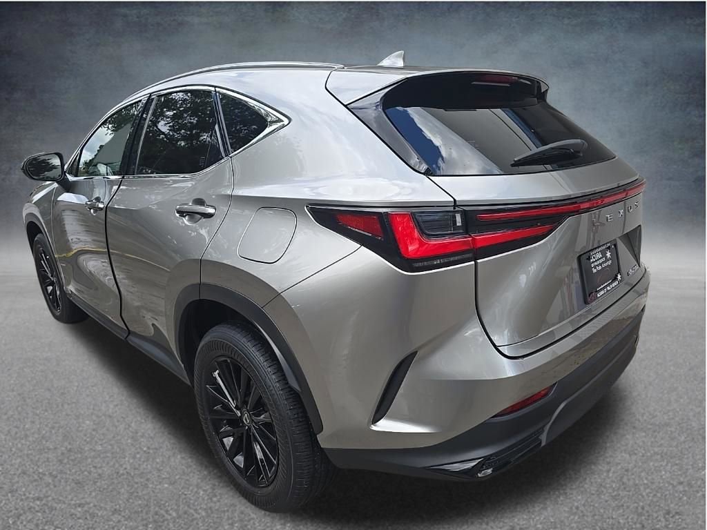 Used 2022 Lexus NX 250 FWD w/ Towing Package (2000 Lbs) image 7