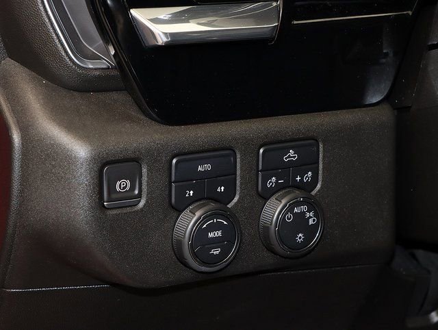 Used 2023 Chevrolet Silverado 1500 LT w/ Protection Package AWD/4WD image 24