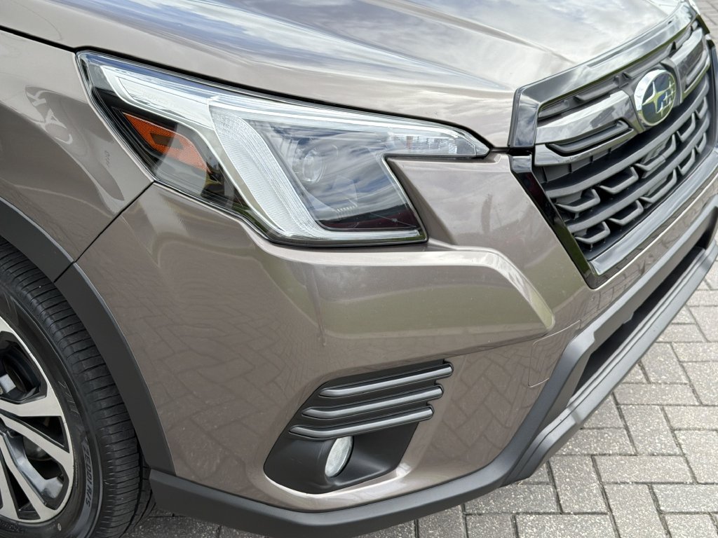 Certified 2023 Subaru Forester Limited AWD/4WD image 9