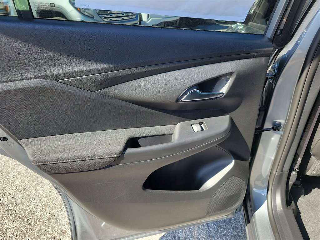 New 2026 Buick Envista Avenir image 11