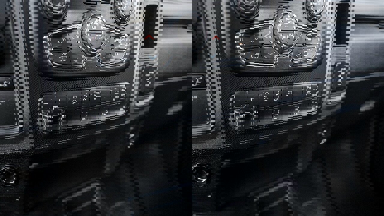 Used 2018 RAM 2500 Power Wagon w/ Heated Seats & Wheel Group image 31