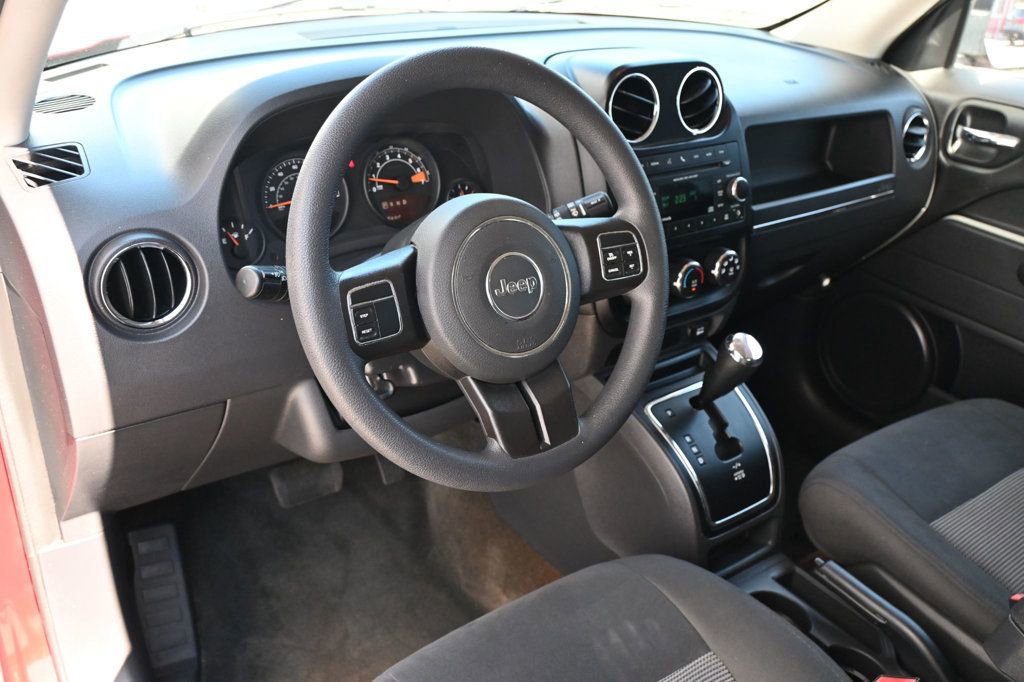 Used 2017 Jeep Patriot Sport FWD image 7