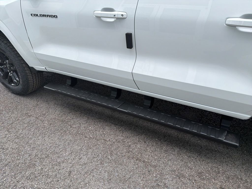 New 2026 Chevrolet Colorado Z71 w/ Midnight Edition image 11