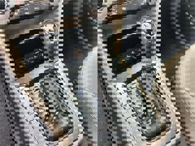 Used 2017 Hyundai Elantra SE w/ SE A/T Tech Package 03 image 16