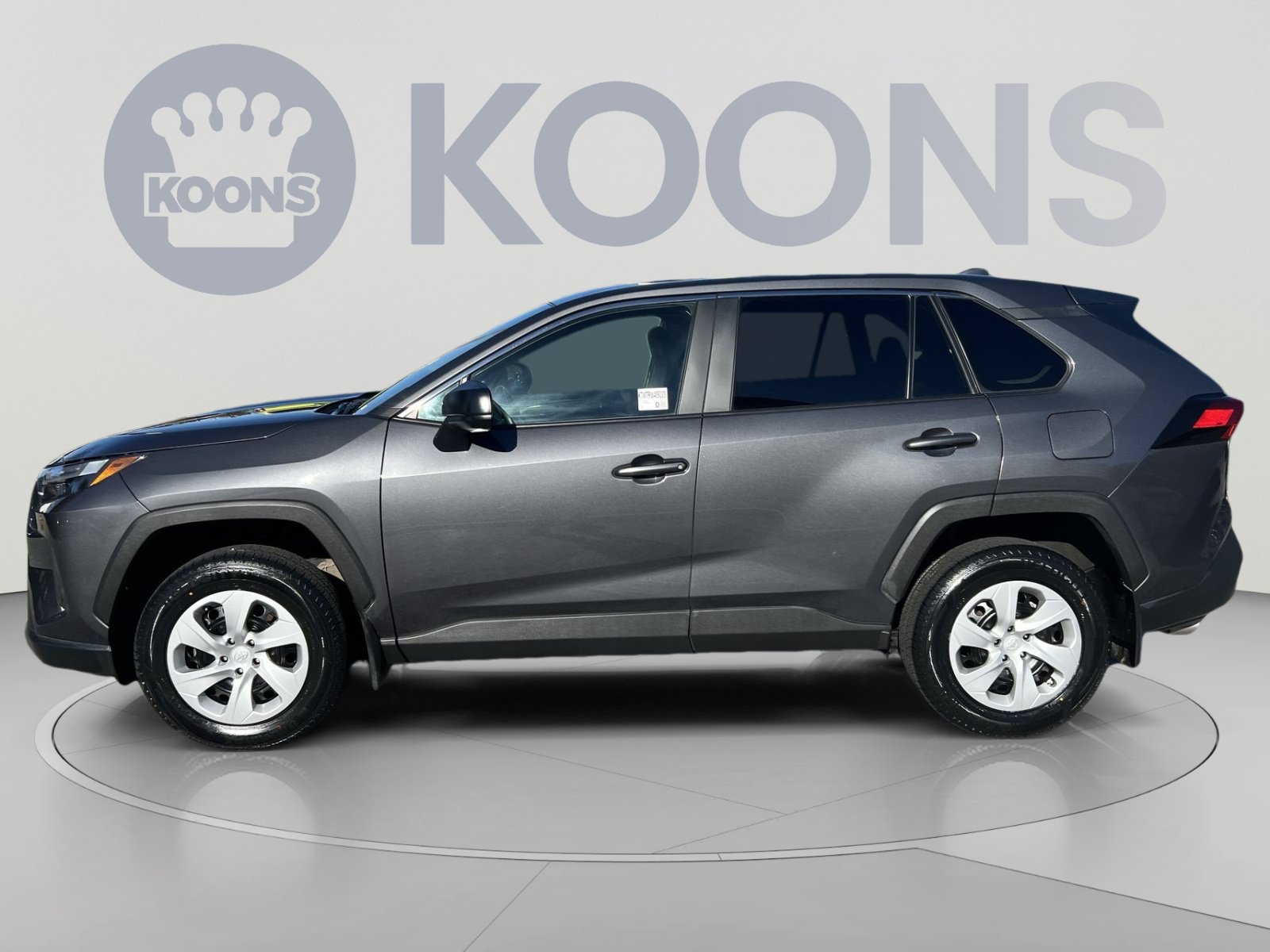 Used 2024 Toyota RAV4 LE AWD/4WD image 2