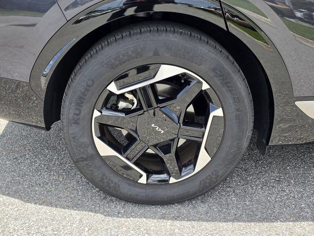 Certified 2026 Kia Sportage SX FWD image 5