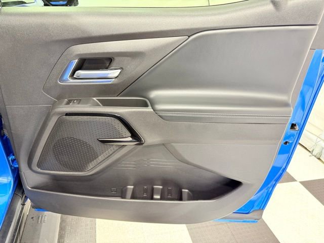 Used 2025 Chevrolet Silverado EV LT image 25