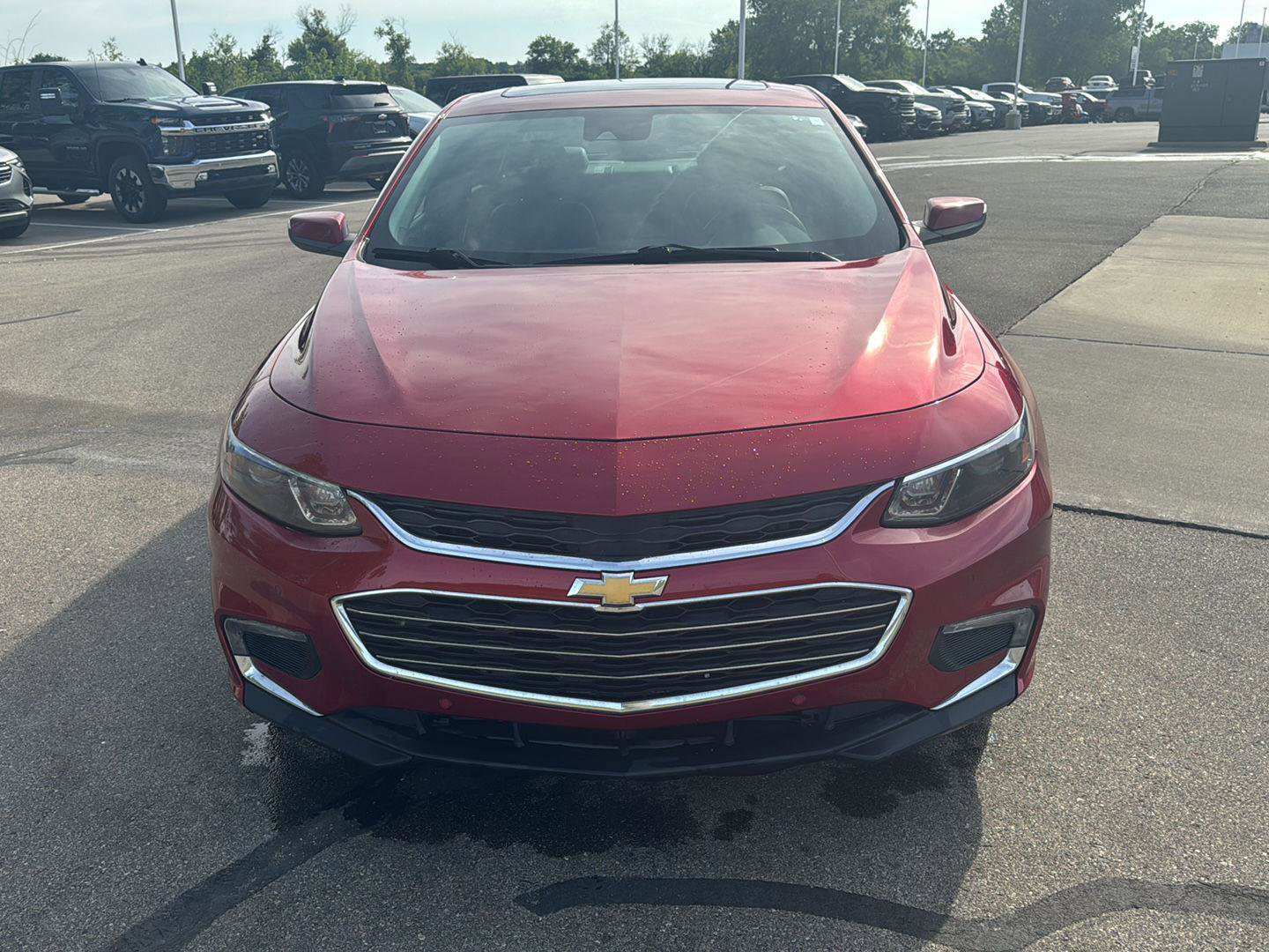 Used 2016 Chevrolet Malibu Premier w/ Driver Confidence Package II FWD image 8