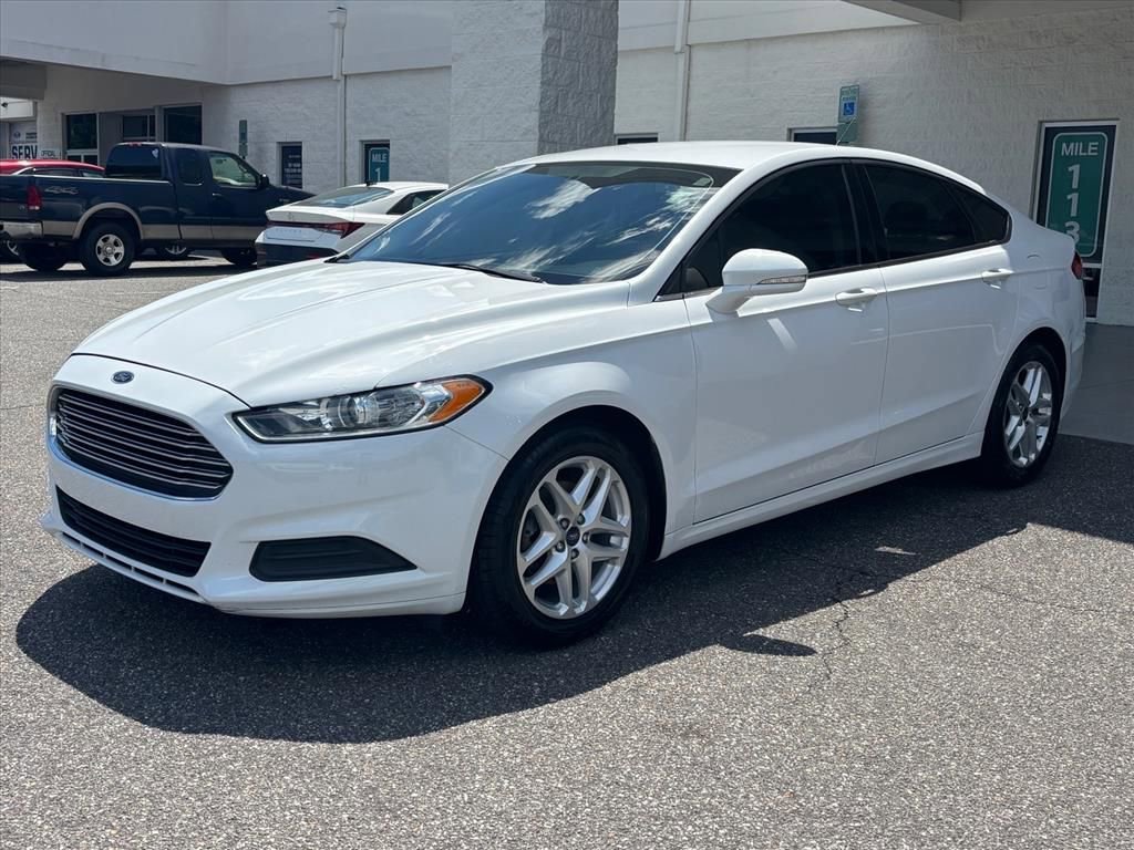 Used 2016 Ford Fusion SE FWD image 23