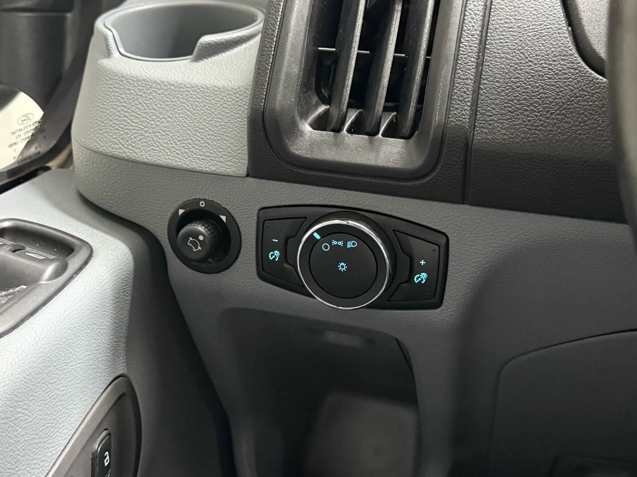 Used 2016 Ford Transit 350 XL image 32