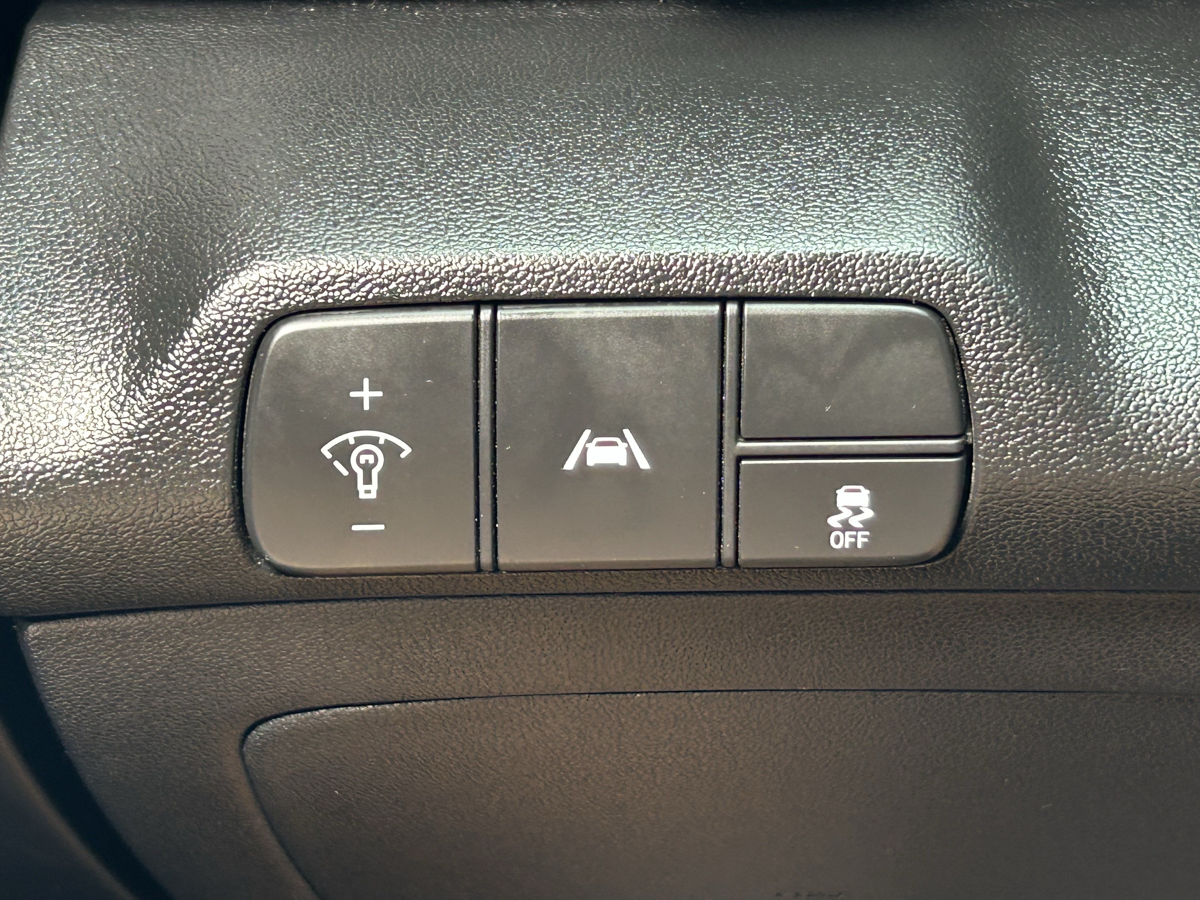 Used 2023 Hyundai Elantra SEL w/ Convenience Package FWD image 20
