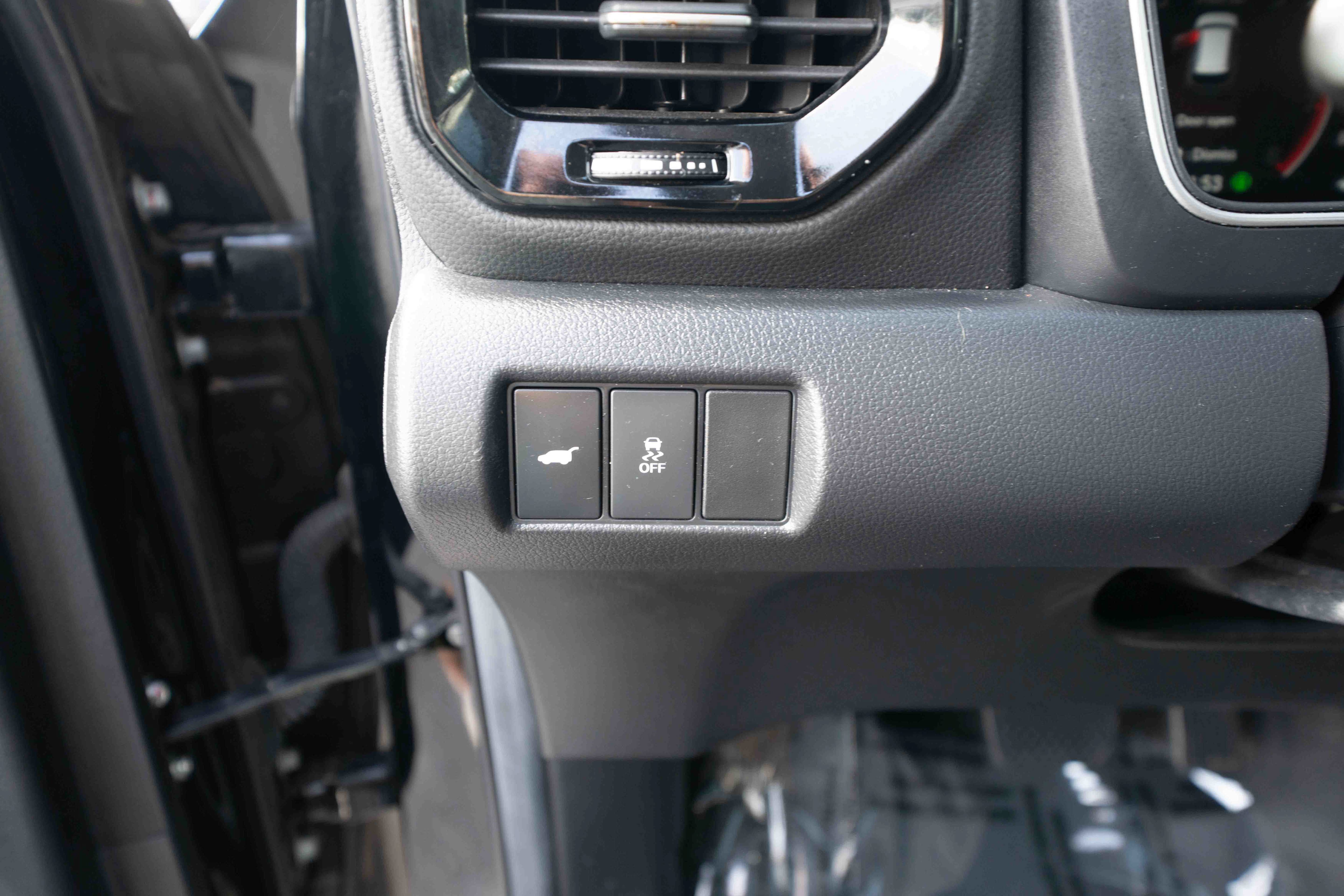 Used 2025 Honda Pilot Touring image 11