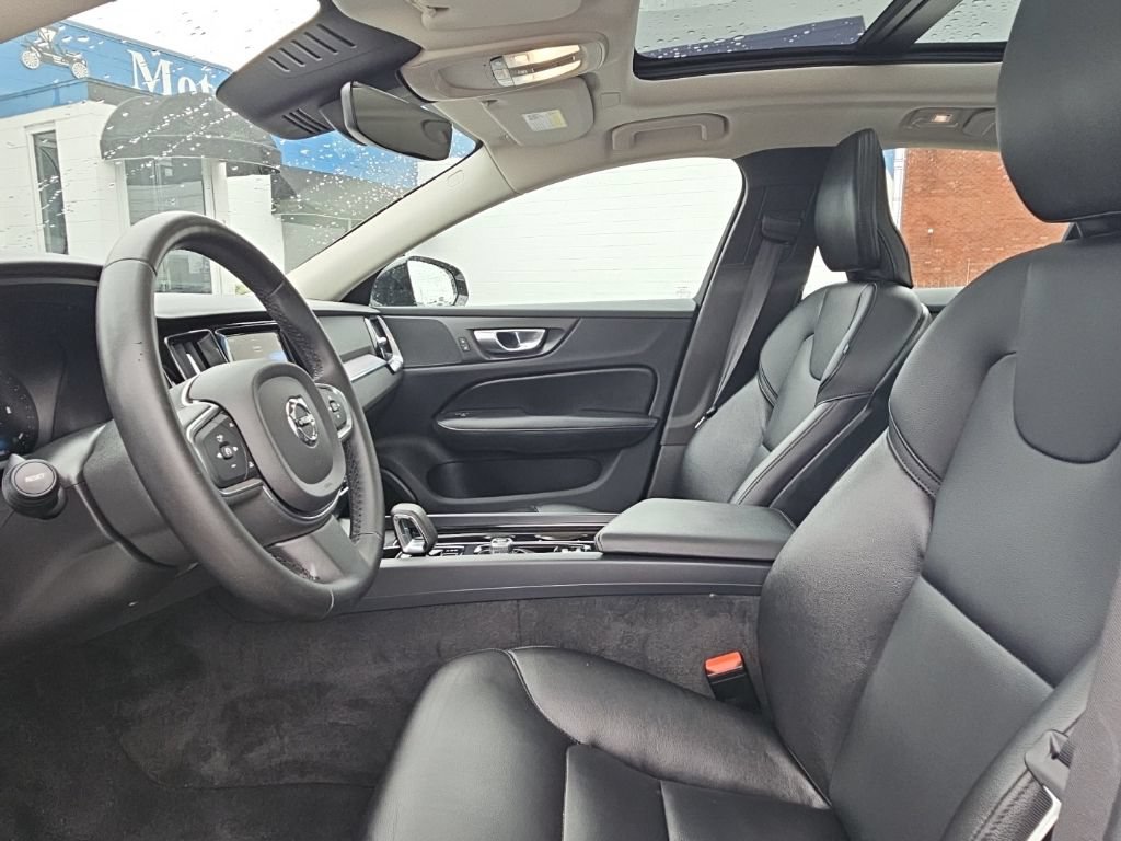 Used 2024 Volvo S60 B5 Core AWD/4WD image 19