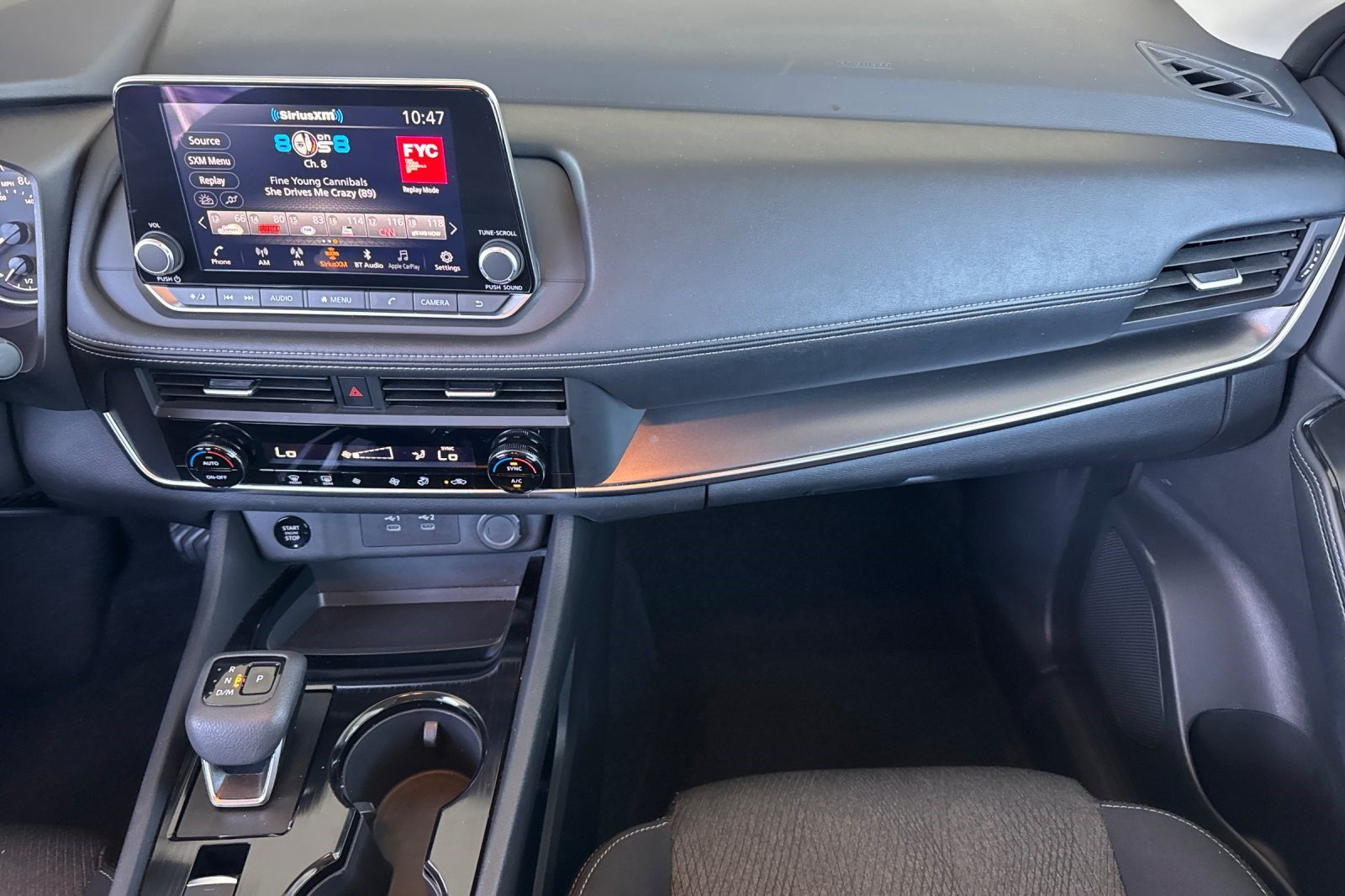 Used 2025 Nissan Rogue SV AWD/4WD image 32