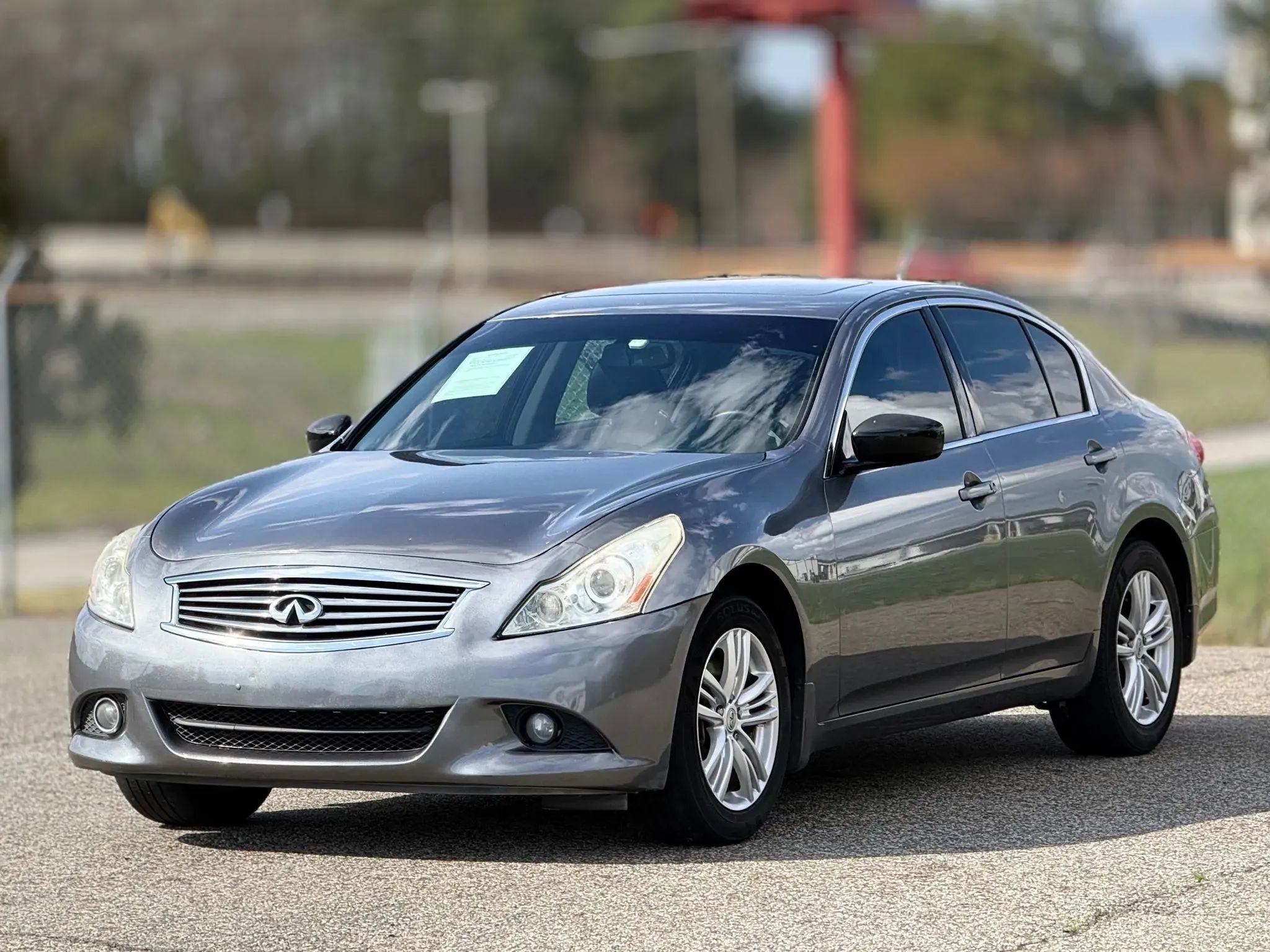 Used 2011 INFINITI G37 x Sedan w/ Premium Pkg image 6