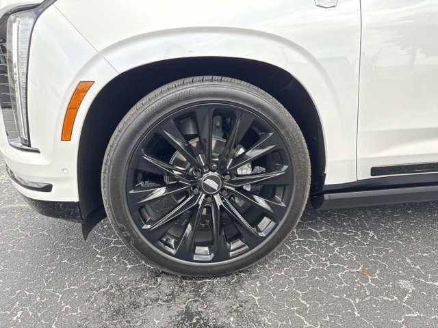 Certified 2025 Cadillac Escalade Sport Platinum w/ LPO, ONYX Package image 11