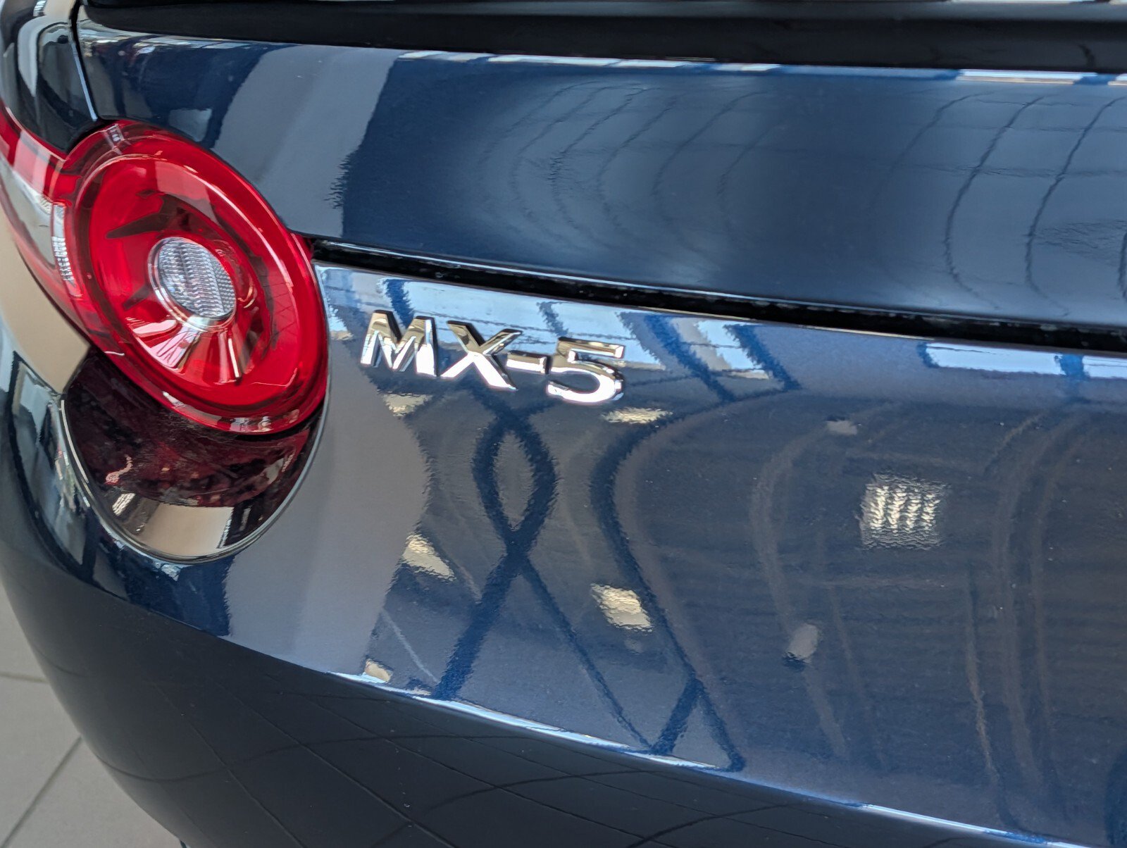 New 2026 MAZDA MX-5 Miata Club w/ Interior Package RWD image 4