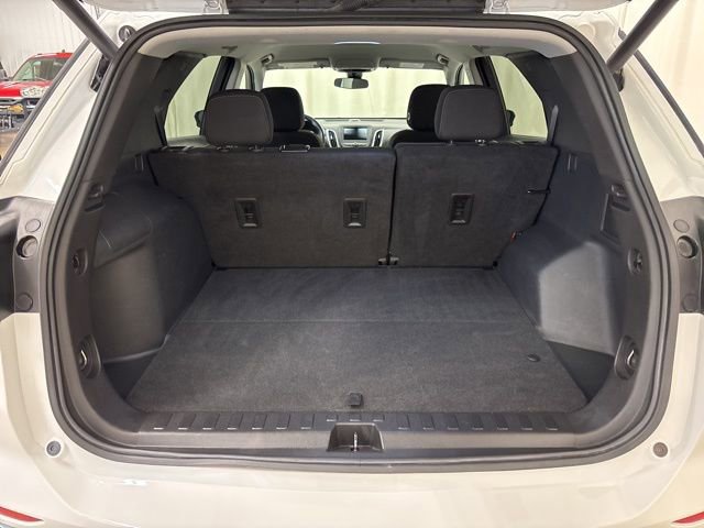 Used 2021 Chevrolet Equinox LT image 12