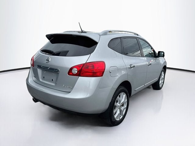 Used 2013 Nissan Rogue SL AWD/4WD image 5