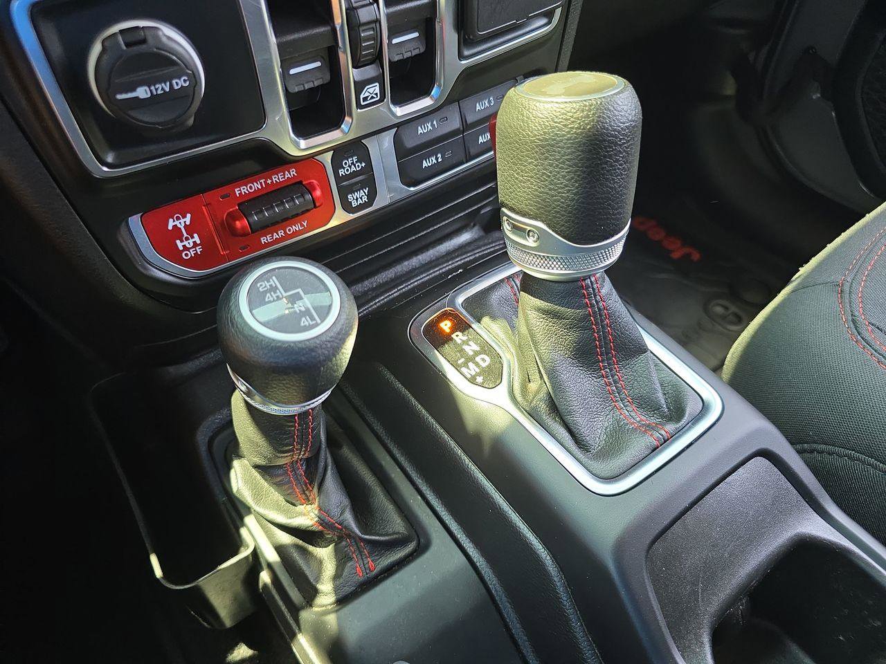Used 2021 Jeep Wrangler Unlimited Rubicon AWD/4WD image 10