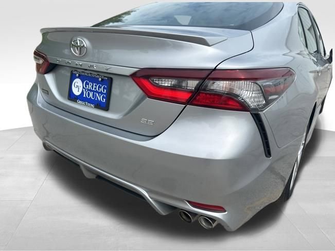 Used 2024 Toyota Camry SE FWD image 14