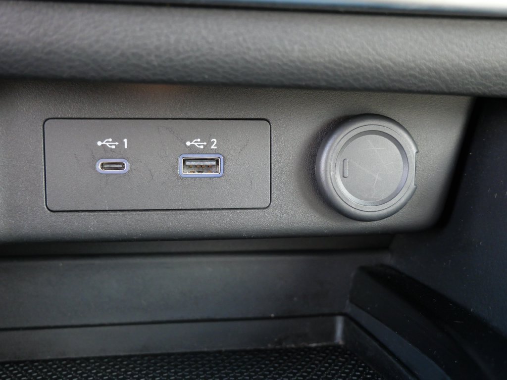 Used 2022 Nissan Rogue SV AWD/4WD image 19