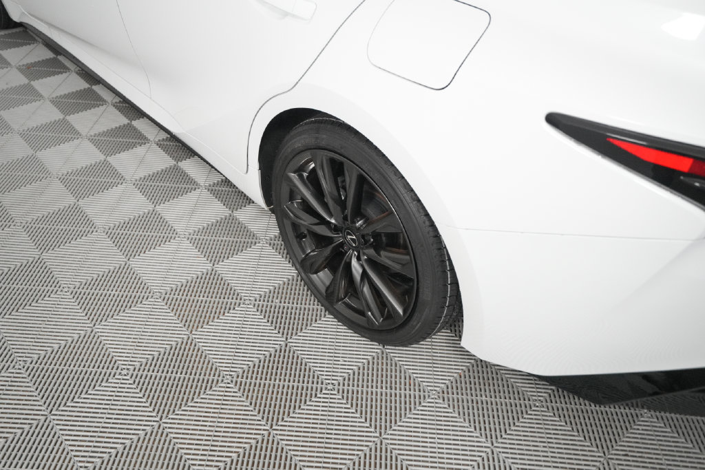 Certified 2025 Lexus IS 350 F Sport RWD image 8