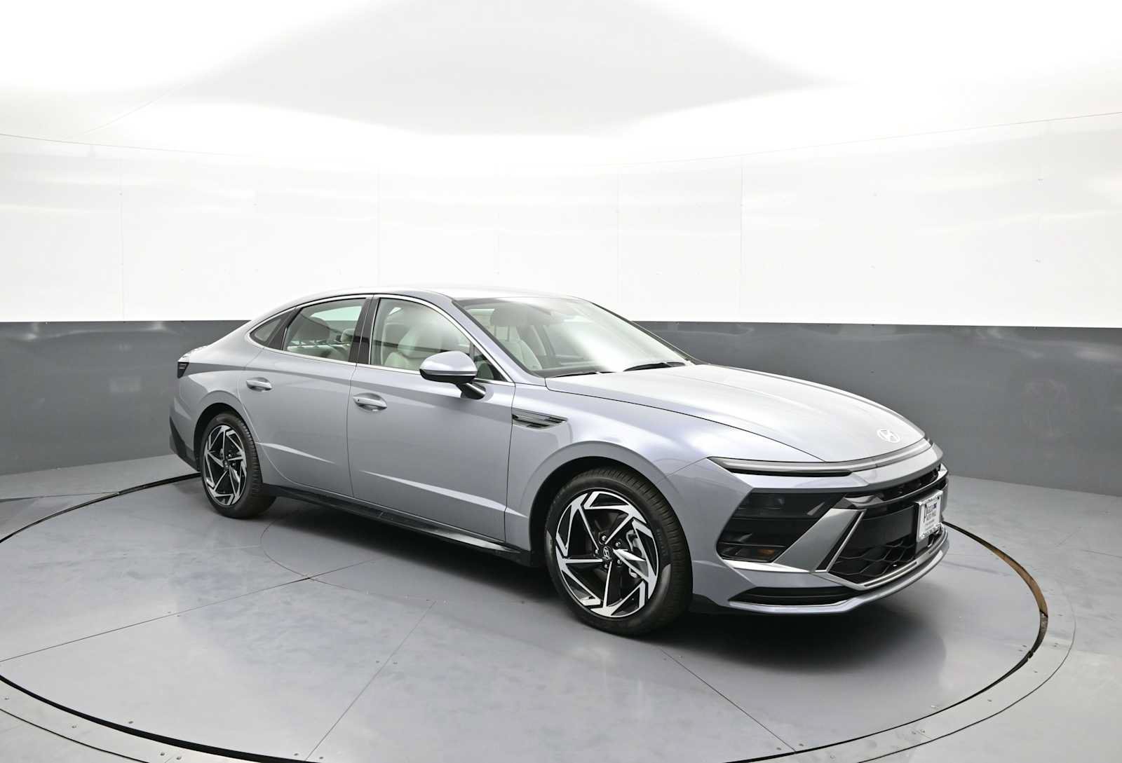 New 2026 Hyundai Sonata SEL FWD image 4