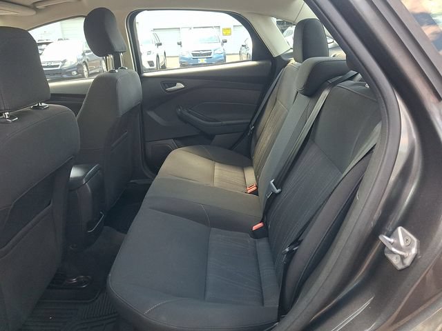 Used 2017 Ford Focus SE FWD image 10